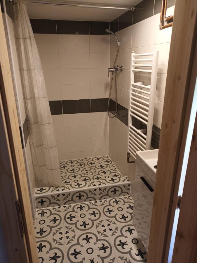 Apartman U Cechu ألبيرتشيك في ييزريسكي هوراش المظهر الخارجي الصورة